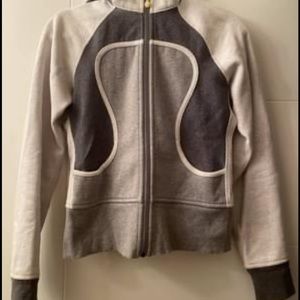 Lululemon full zip scuba hoodie (size6)